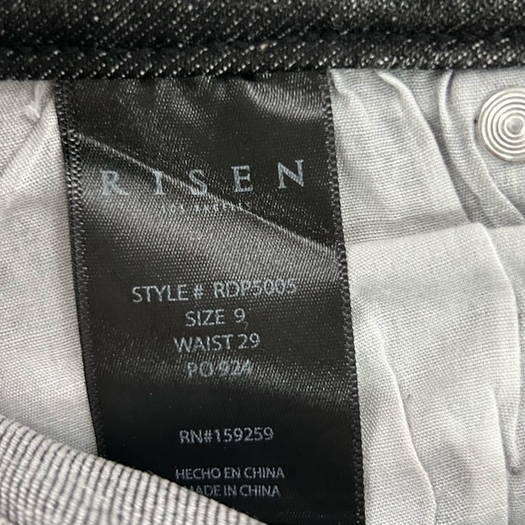 RISEN Dark Grey Distressed NEW Jean Shorts 9/29 - Picture 6 of 8